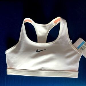 Nike sports bra size Med. New with tags